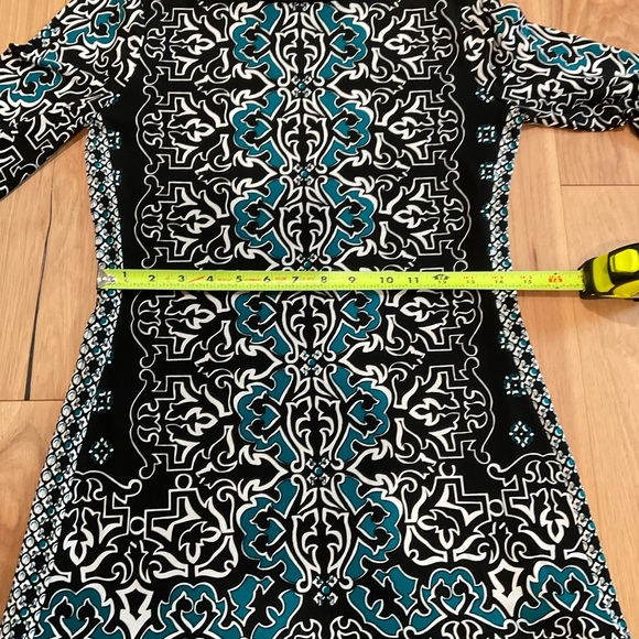 White House Black Market Printed Sheath Dress, Size X-Small - Picture 9 of 10